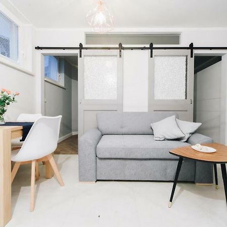 M6 Main Square Stylish One Bedroom Kraków Eksteriør billede